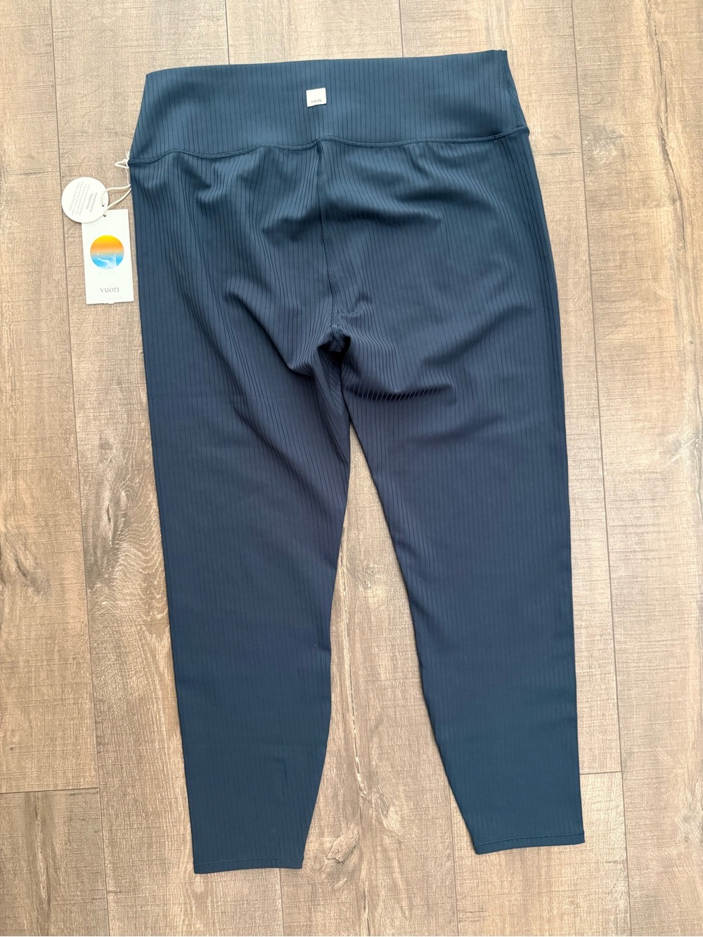 Vuori Inversion Rib Leggings - Picture 2 of 4